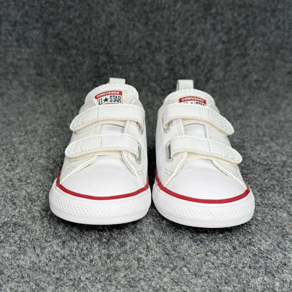 Converse Chuck Taylor All Star Sneakers Kids Size 9 White Leather Low Hook Loop‎